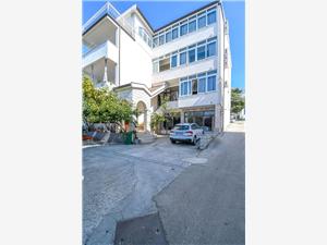 Apartment Makarska riviera,BookRatimirFrom 100 €