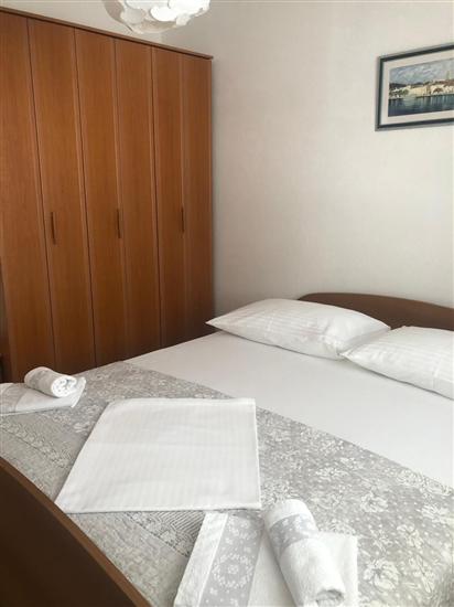 Apartment A1, for 8 persons