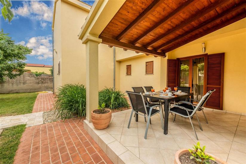 Apartment A4, for 5 persons