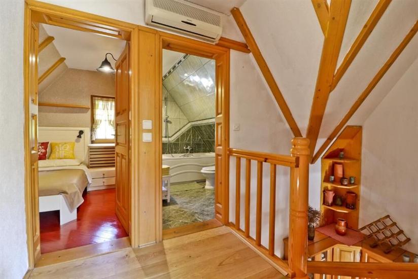 House K1, for 5 persons