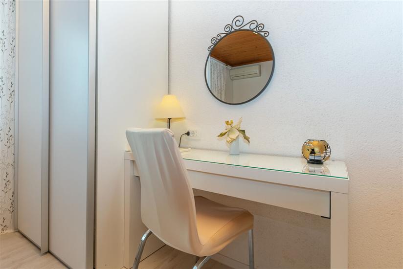 Apartment A1, for 9 persons