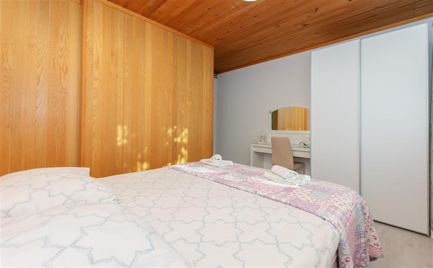 Apartment A1, for 9 persons