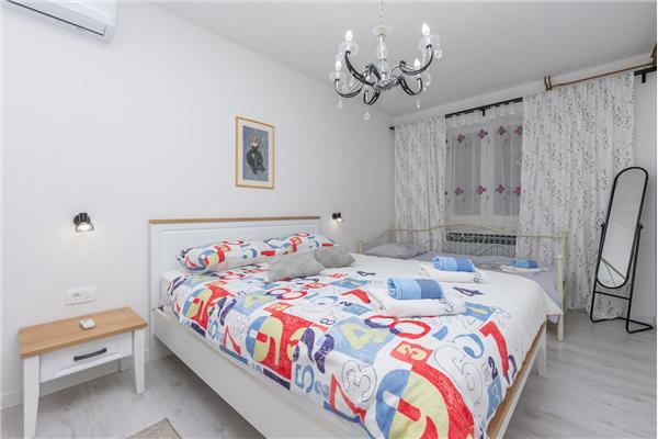 Apartment A1, for 9 persons