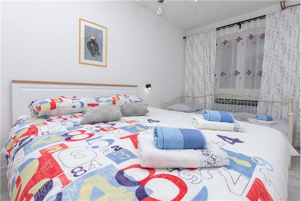 Apartment A1, for 9 persons