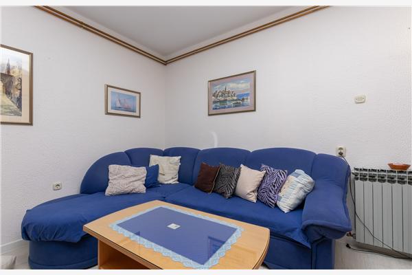 Apartment A1, for 9 persons