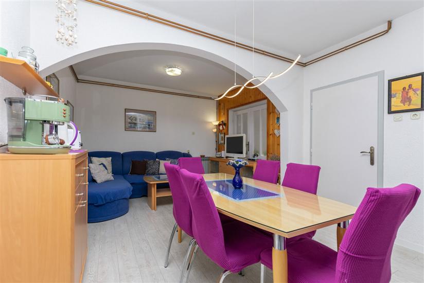 Apartment A1, for 9 persons