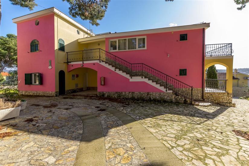 Apartments and Rooms Ruzmarin - Rozi