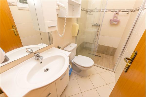 Apartment A2, for 5 persons