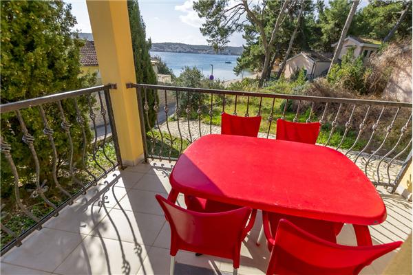 Apartment A2, for 5 persons