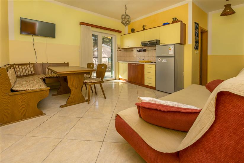 Apartment A2, for 5 persons