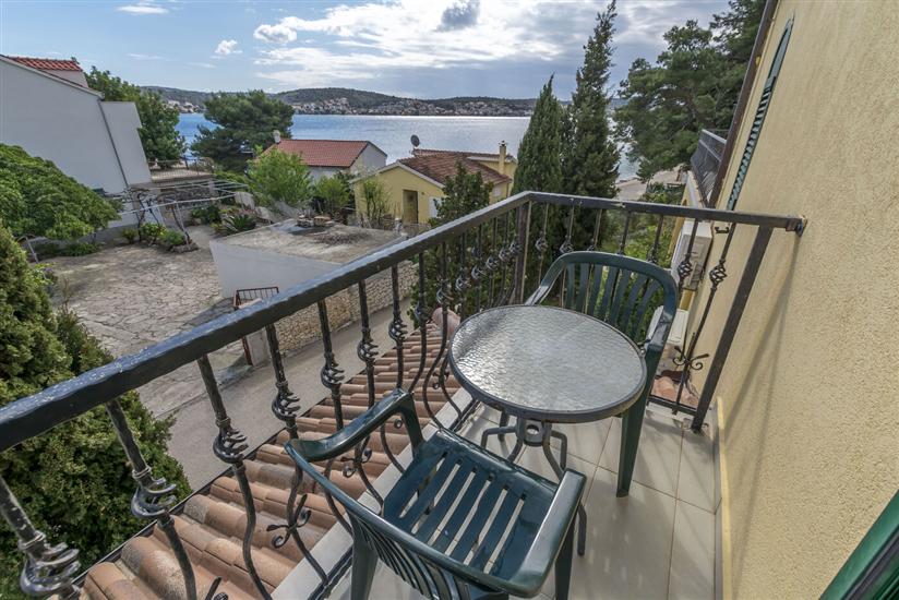 Room S3, for 2 persons