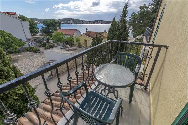 Room S3, for 2 persons