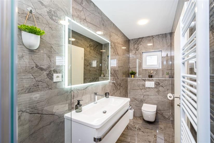 House Luxury Villa with pool