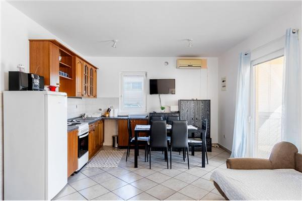 Apartment A1, for 7 persons