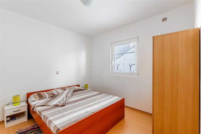 Apartment A1, for 7 persons