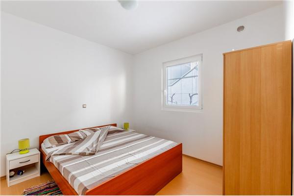 Apartment A1, for 7 persons