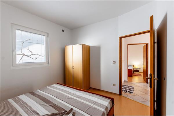 Apartment A1, for 7 persons