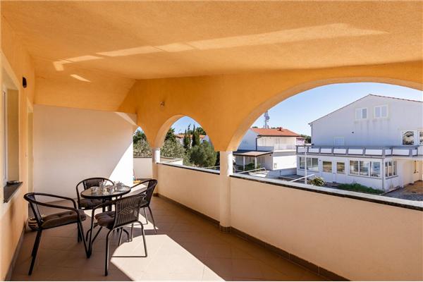 Apartment A2, for 4 persons