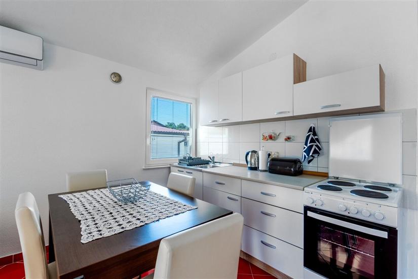 Apartment A2, for 4 persons