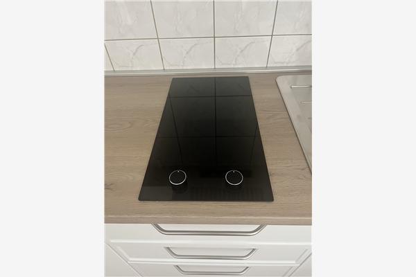 Room S2, for 3 persons