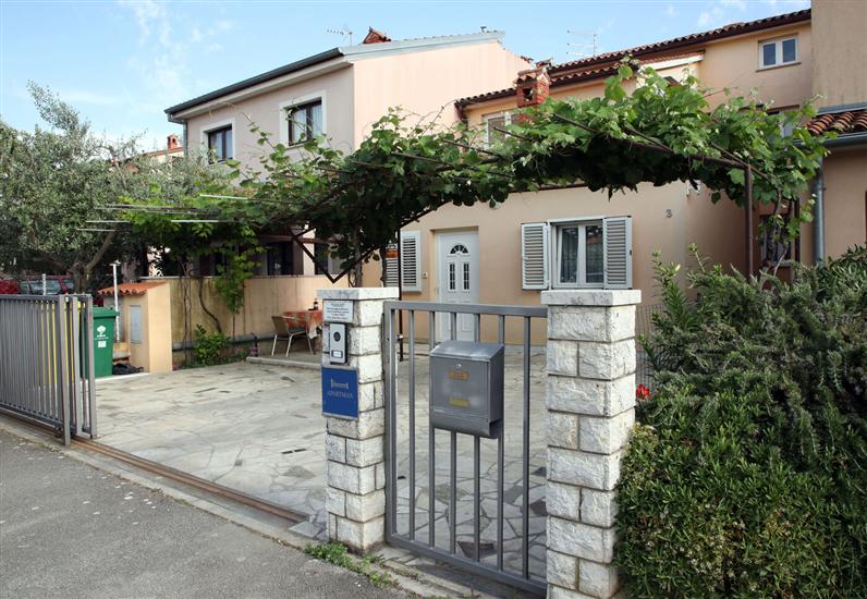 Apartments Tadijic