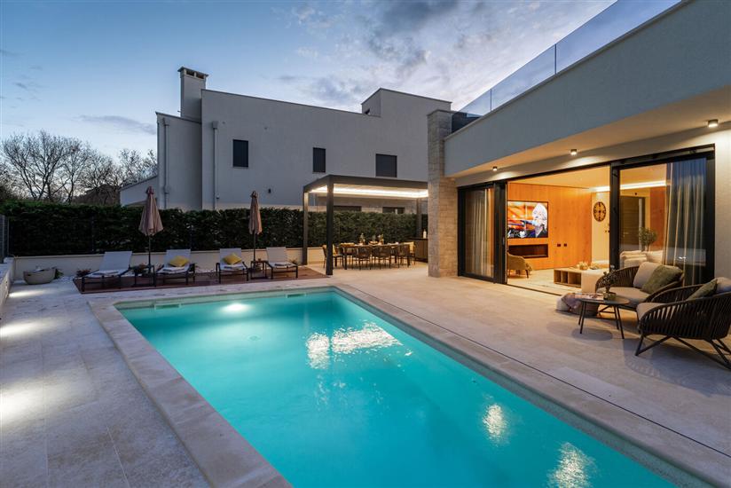 Villa Pelin Exclusive s bazenom i jacuzzijem