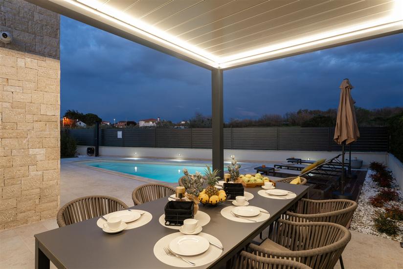 Villa Pelin Exclusive s bazenom i jacuzzijem