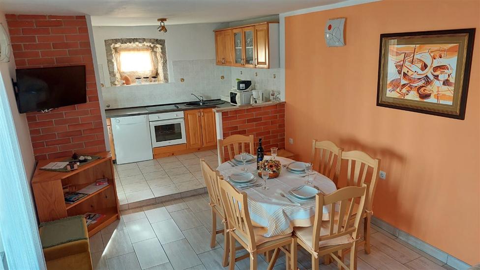 House A1, for 8 persons