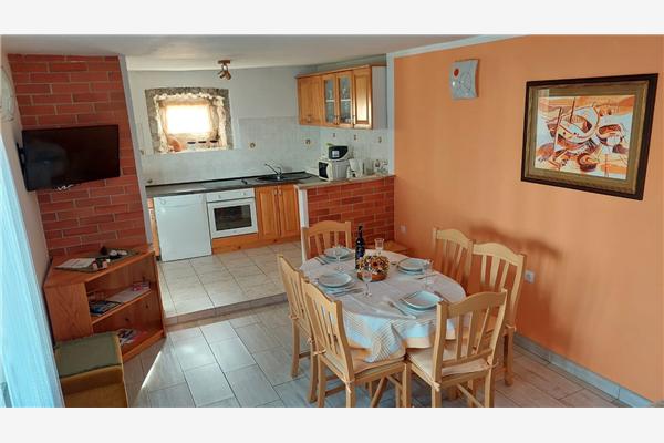 House A1, for 8 persons