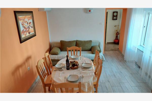 House A1, for 8 persons