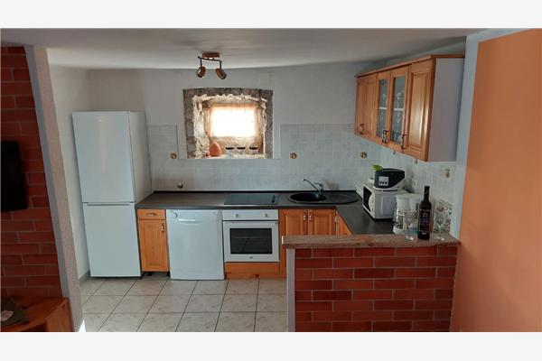 House A1, for 8 persons