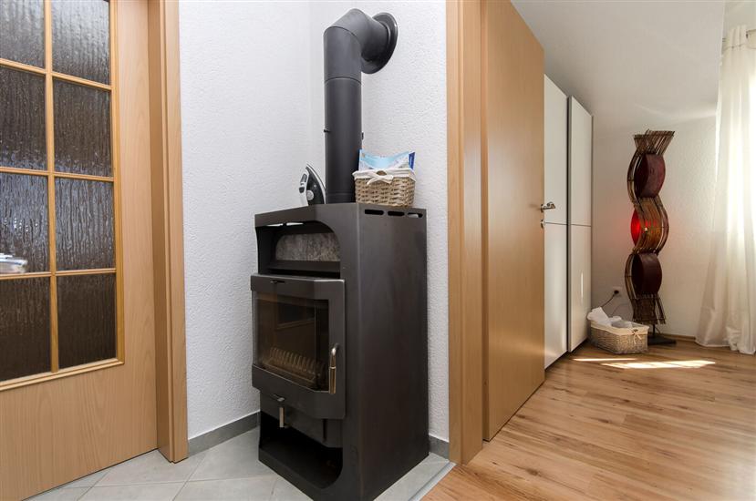 Apartment A4, for 5 persons