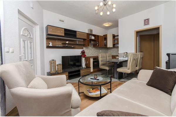 Apartment A4, for 5 persons