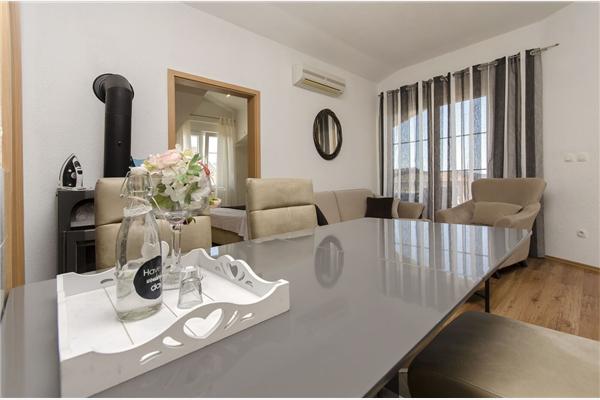 Apartment A4, for 5 persons