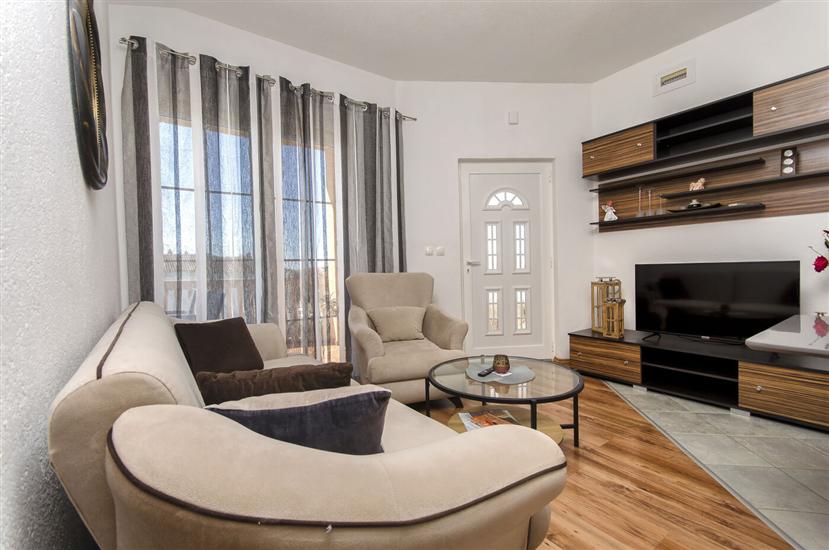 Apartment A4, for 5 persons