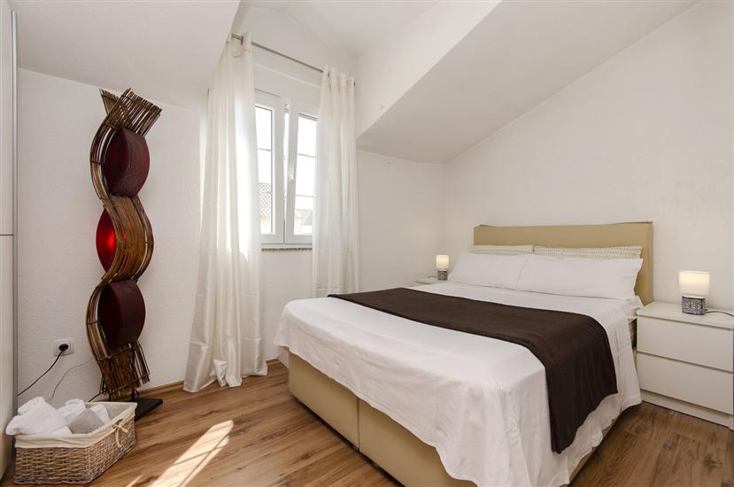 Apartment A4, for 5 persons