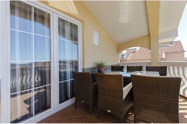 Apartment A4, for 5 persons