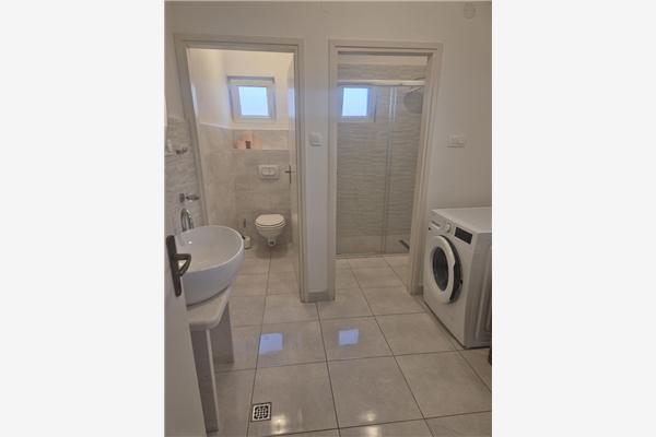 Apartment A1, for 5 persons