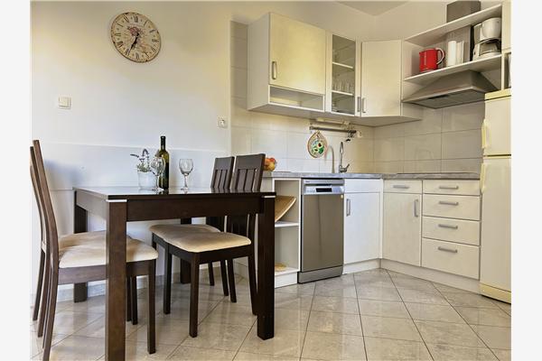 Apartment A1, for 3 persons
