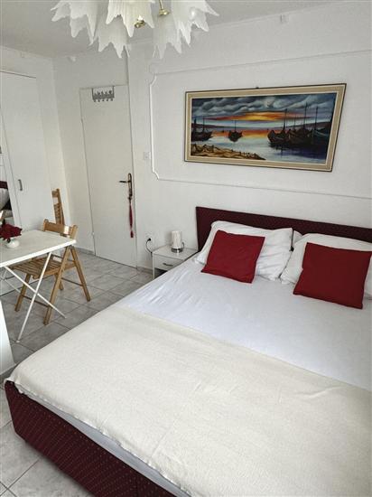 Room S3, for 2 persons