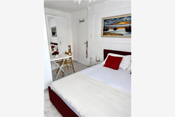 Room S3, for 2 persons