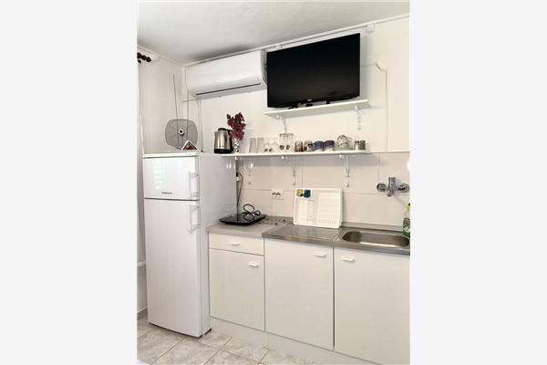 Room S3, for 2 persons