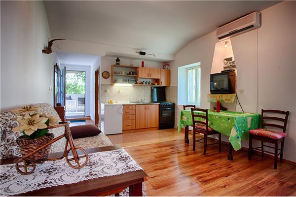 Apartment A1, for 3 persons