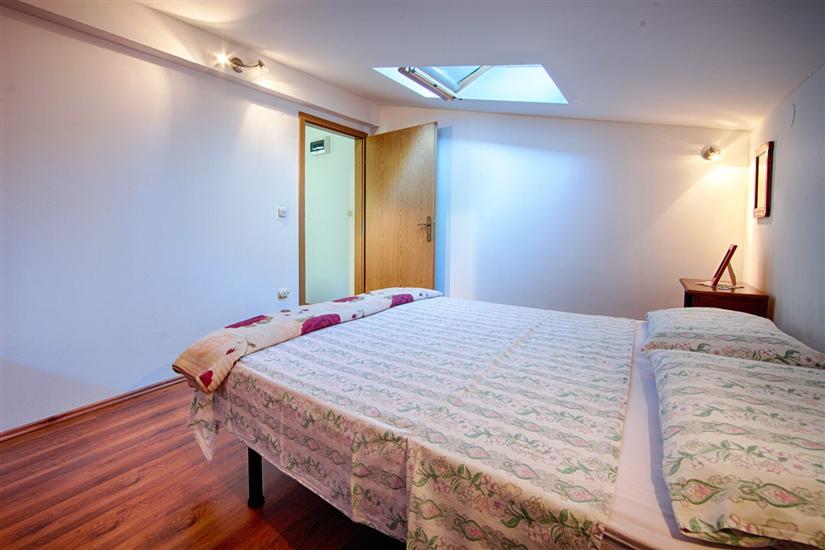 Apartment A2, for 3 persons