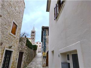 House Nonina kuca Rab - island Rab, Stone house, Size 95.00 m2, Airline distance to town centre 10 m