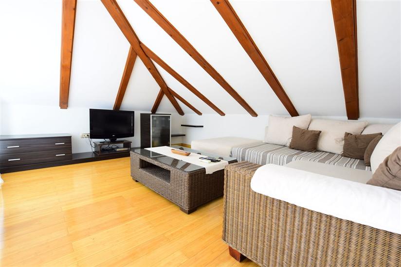 House K1, for 5 persons