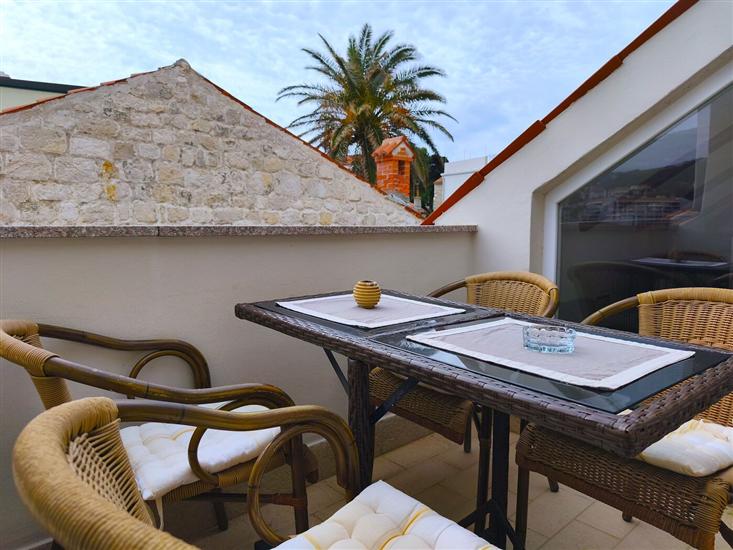 House K1, for 5 persons