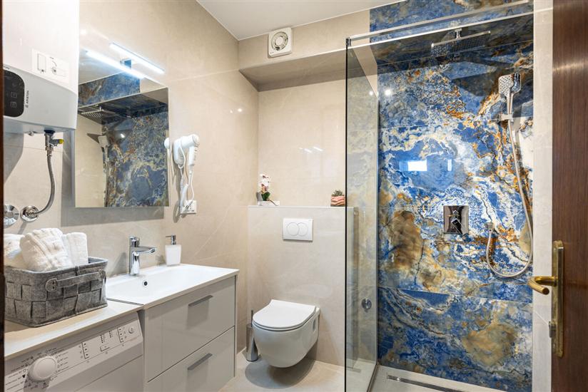 Apartment A1, for 6 persons