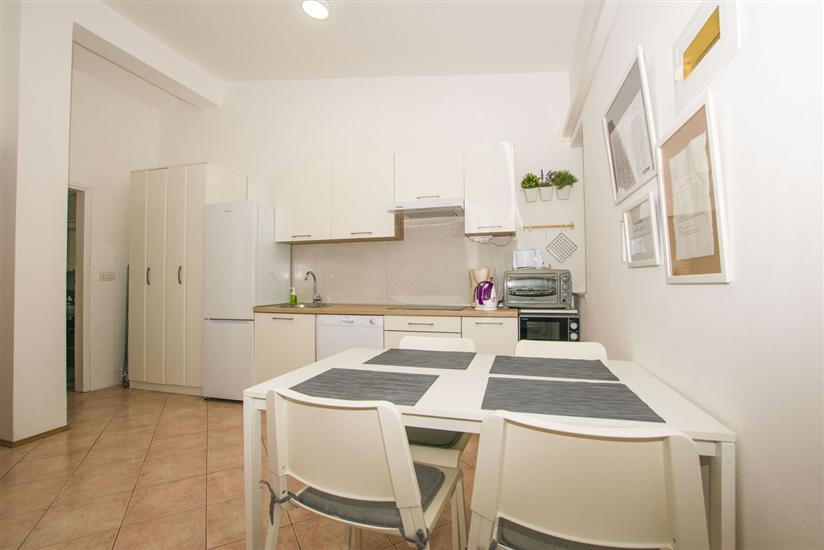 Apartment A4, for 4 persons