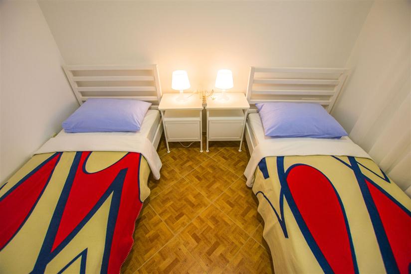 Apartment A5, for 8 persons